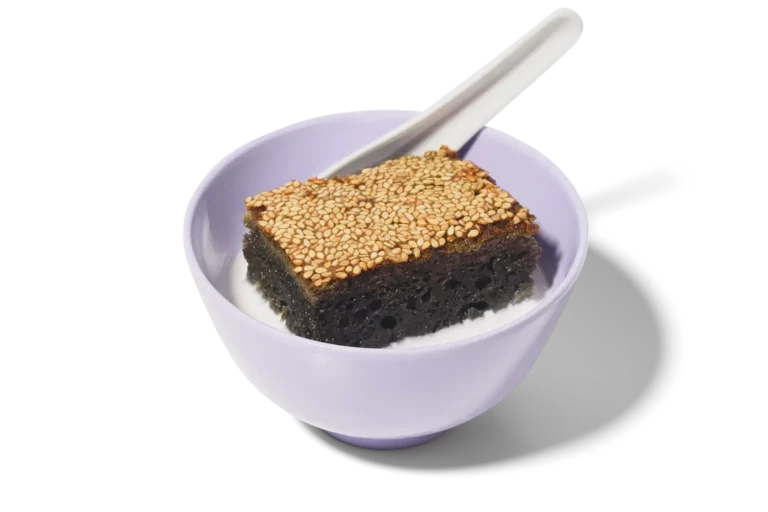 Black sesame cake with coco milk